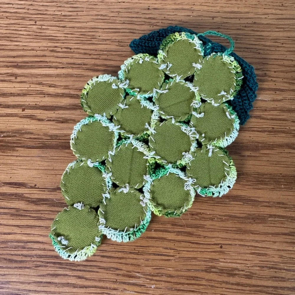 Handmade Grape Cluster Hot Pad‎ Pot Holder Green Kitchen Decor